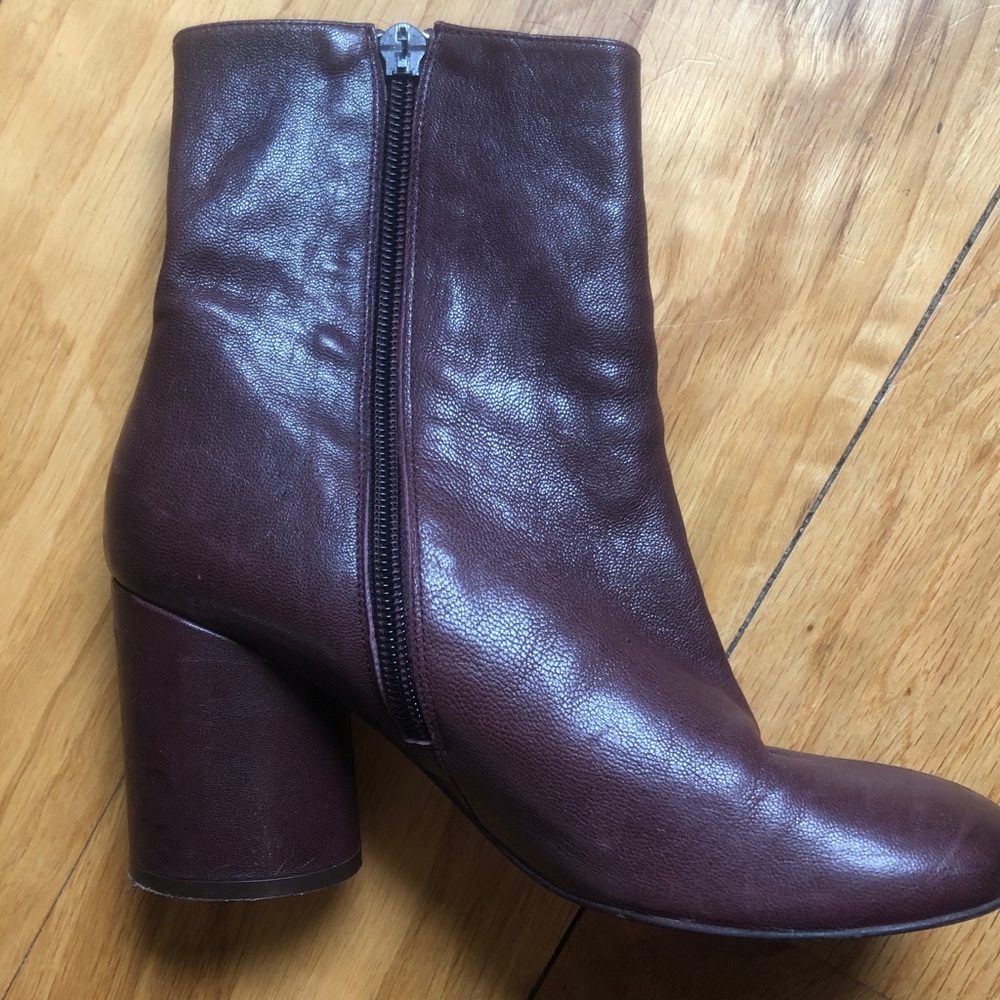 Beautiful Spanish leather Free People boots
